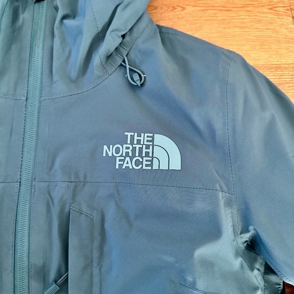 Women’s ThermoBall™ Snow Triclimate® Jacket - Size XS - Picture 2 of 8